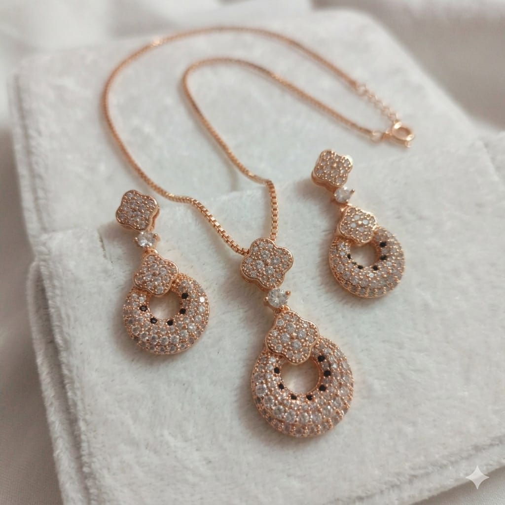 Stillness Fancy Zircone Locket Set Special Sale Premium Edition for Women