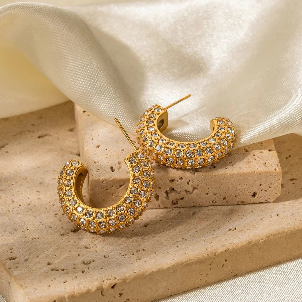 Stillness Signature C Earrings for Women