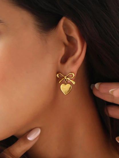 Stillness Heart Bow Necklace for Women