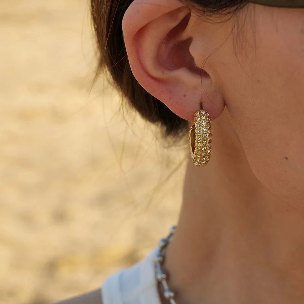 Stillness Signature C Earrings for Women