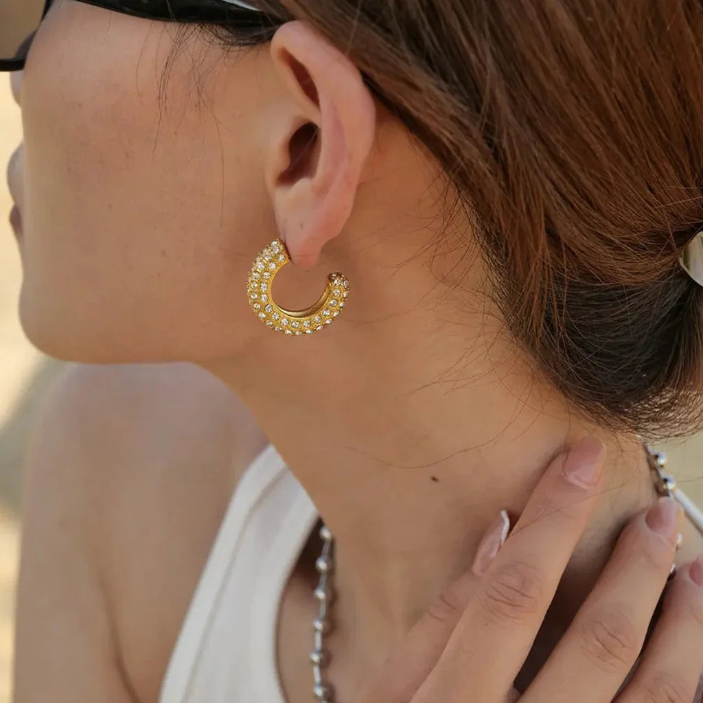 Stillness Signature C Earrings for Women