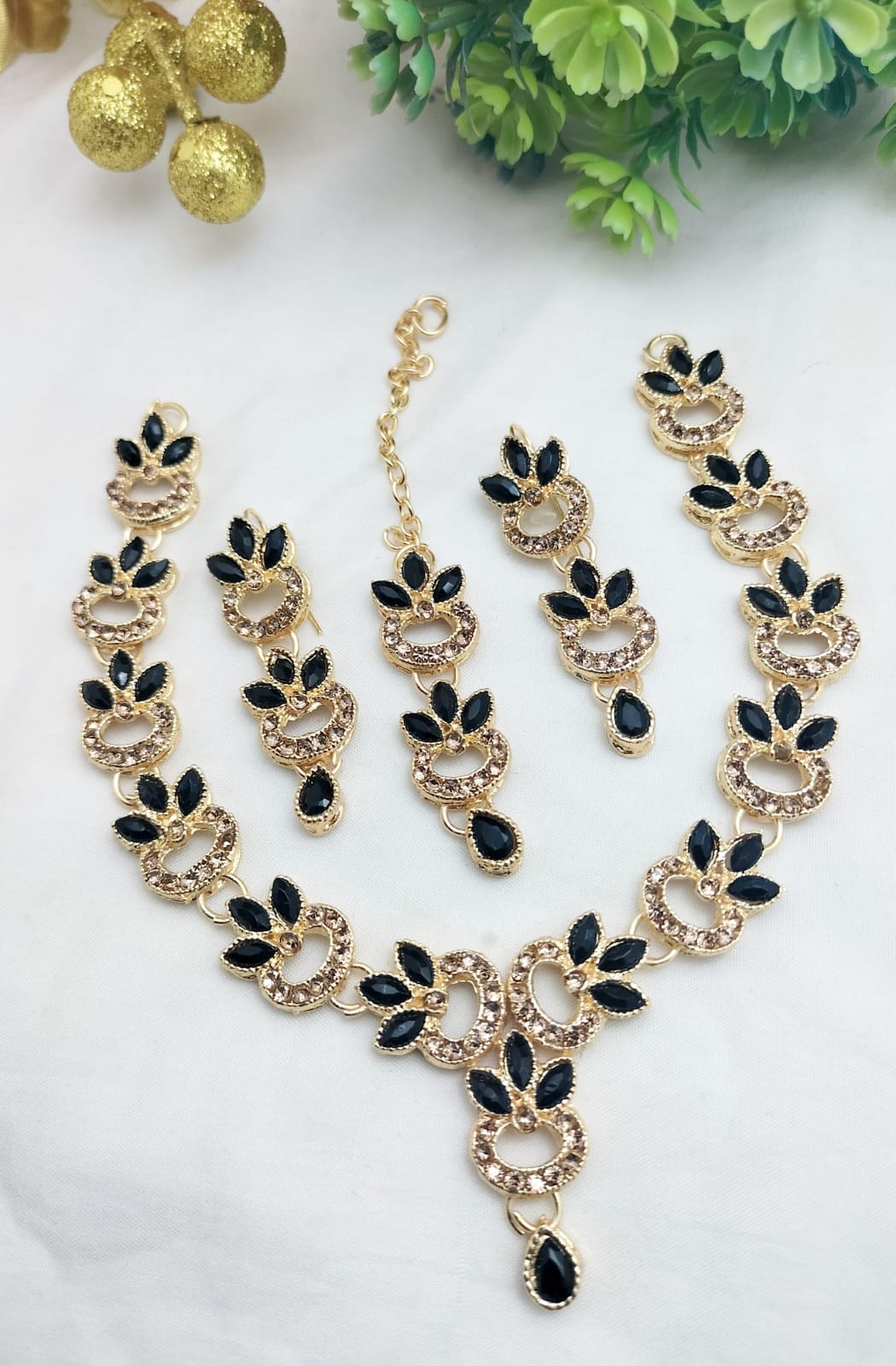 Elegant Kundan & amp  Zircon Necklace Set for Women