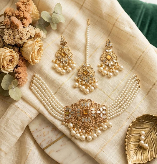 Elegant Farchi Kundan Choker Set for Women – Party Wear Edition