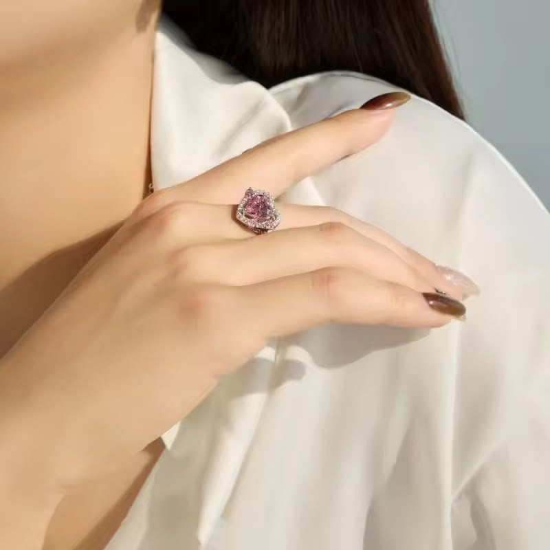 Royal Blush Heart Halo Ring for Women – Silver Collection