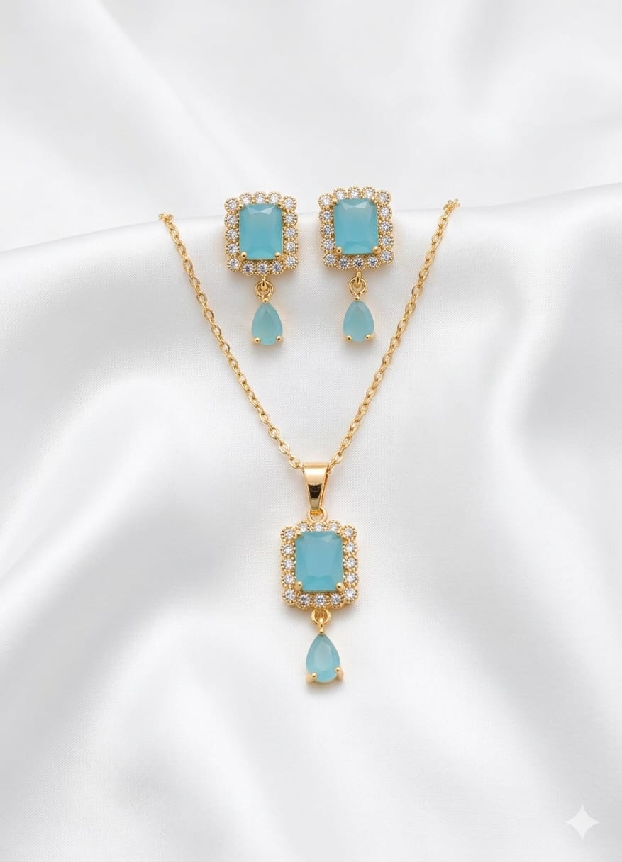 Radiant Zircon Locket Set for Women – Elegant Everyday Collection