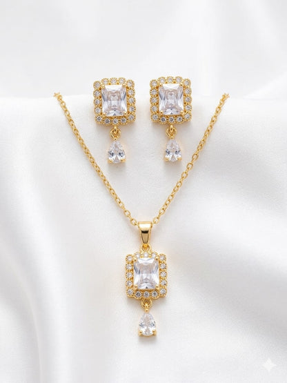 Radiant Zircon Locket Set for Women – Elegant Everyday Collection