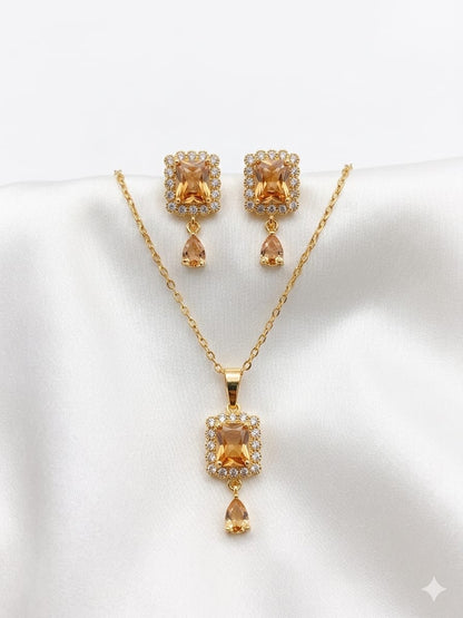 Radiant Zircon Locket Set for Women – Elegant Everyday Collection