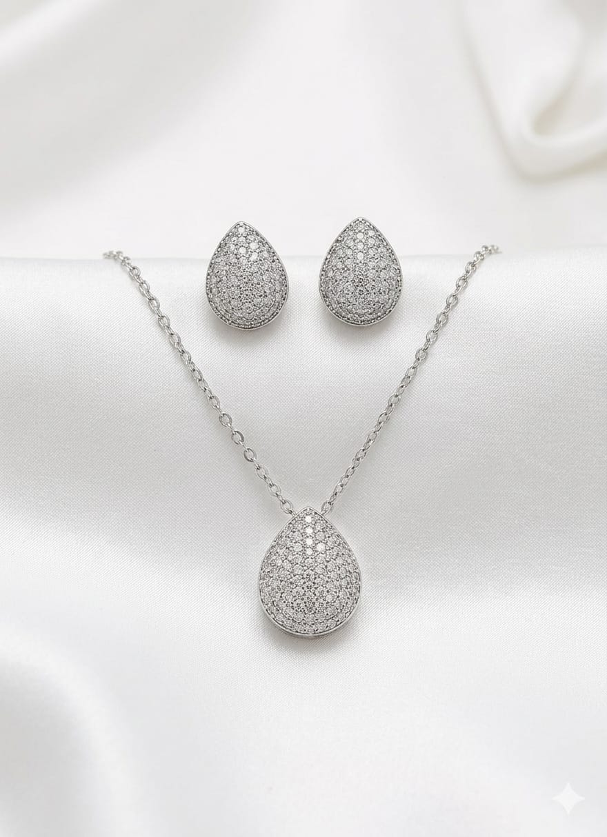 Sparkle Zircon Locket Set for Women – Elegant Daily Wear Collection