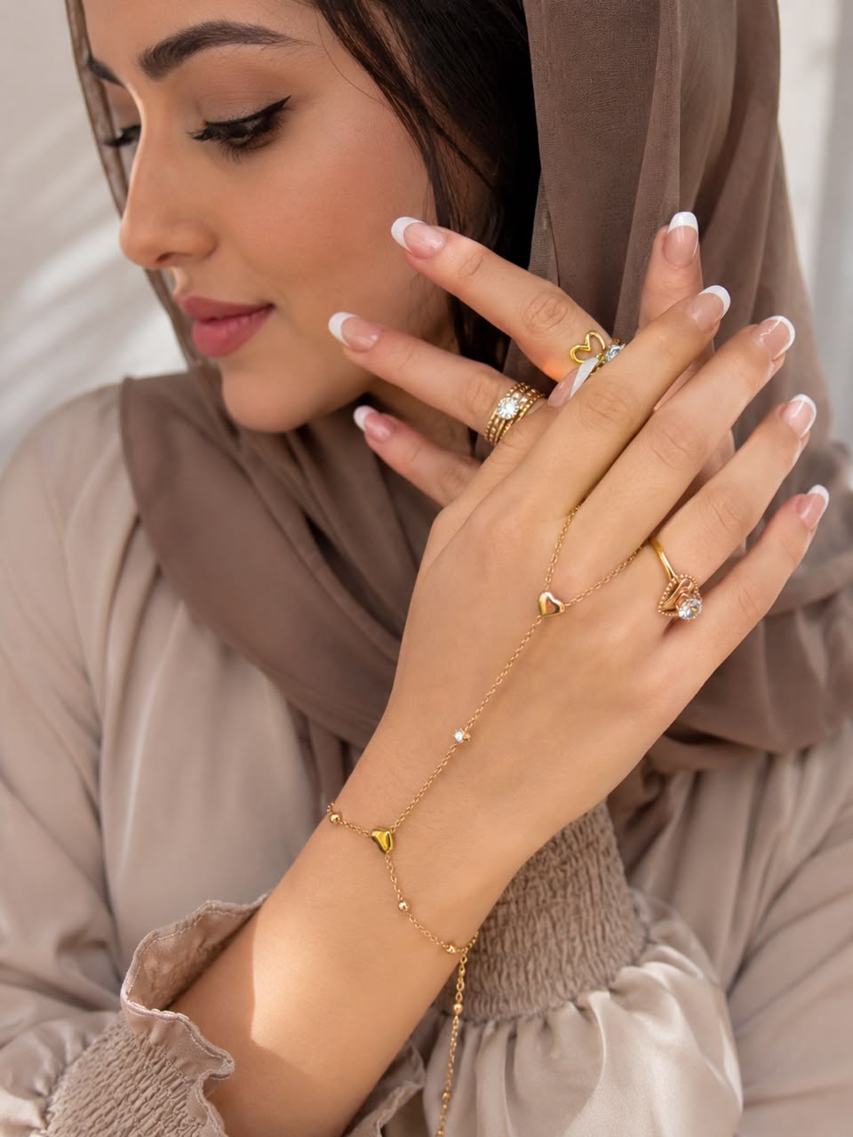 Sweetheart Luxury Hand Chain for Women – 316L Stainless Steel Collection